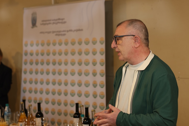 თსსუ-ის იოველ ქუთათელაძის ფარმაკოქიმიის ინსტიტუტმა ახალი, ქართული ბიო-მცენარეული ზეთების წარმოება დაიწყო