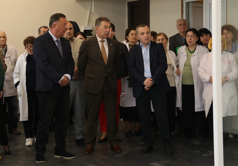 თსსუ-ის იოველ ქუთათელაძის ფარმაკოქიმიის ინსტიტუტმა ახალი, ქართული ბიო-მცენარეული ზეთების წარმოება დაიწყო