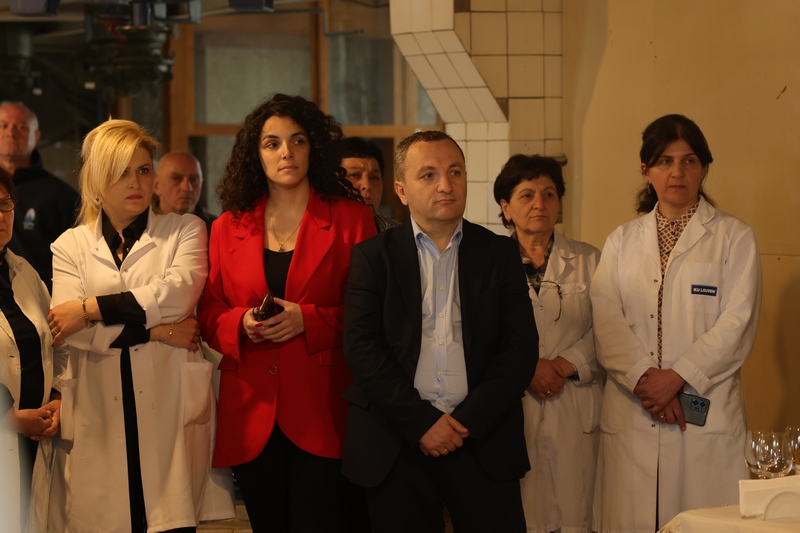 თსსუ-ის იოველ ქუთათელაძის ფარმაკოქიმიის ინსტიტუტმა ახალი, ქართული ბიო-მცენარეული ზეთების წარმოება დაიწყო