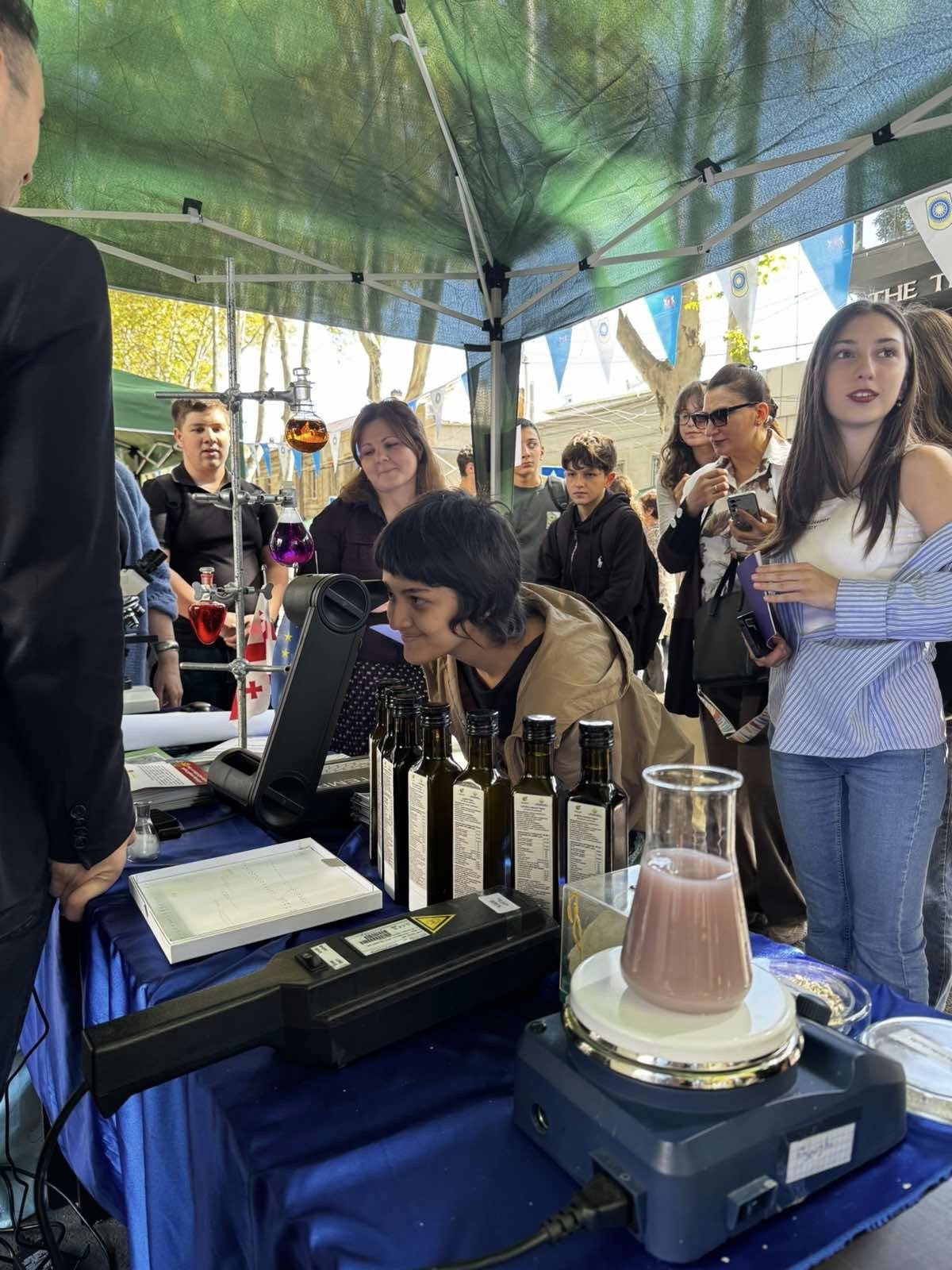 ფესტივალი - "ახალგაზრდა მეცნიერები პლანეტის უკეთესი მომავლისთვის"