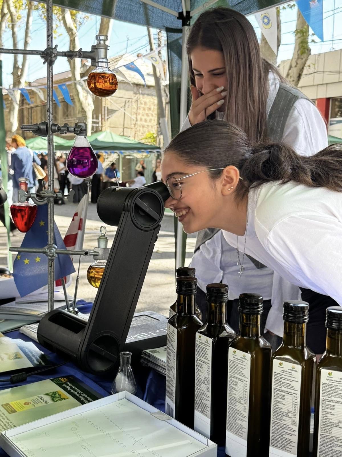 ფესტივალი - "ახალგაზრდა მეცნიერები პლანეტის უკეთესი მომავლისთვის"