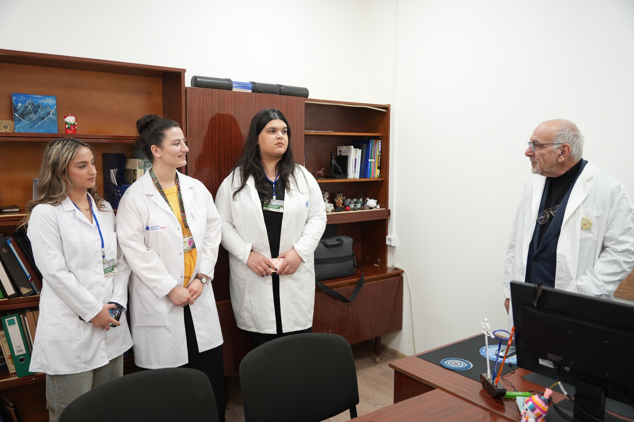 თსსუ-ის ფარმაციის ფაკულტეტის სტუდენტების ვიზიტი ფარმაკოქიმიის ინსტიტუტში მასპინძლა.