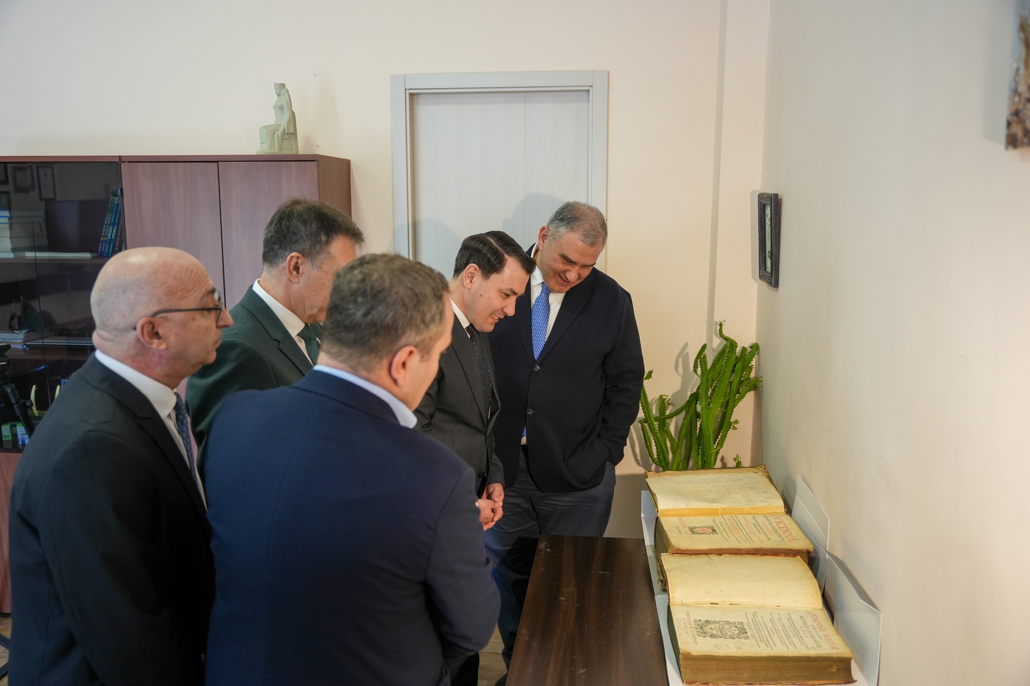 თსსუ-ის იოველ ქუთათელაძის ფარმაკოქიმიის ინსტიტუტს თურქმენეთის საგანგებო და სრულუფლებიანი ელჩი ესტუმრა